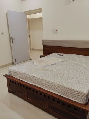 Bedroom in 3 BHK Apartment at Parsvnath Planet Plaza, Gomti Nagar – for Rent