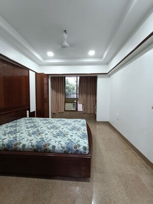 Bedroom in 3 BHK Apartment at Meridian Apartment Andheri, Andheri West – for Rent