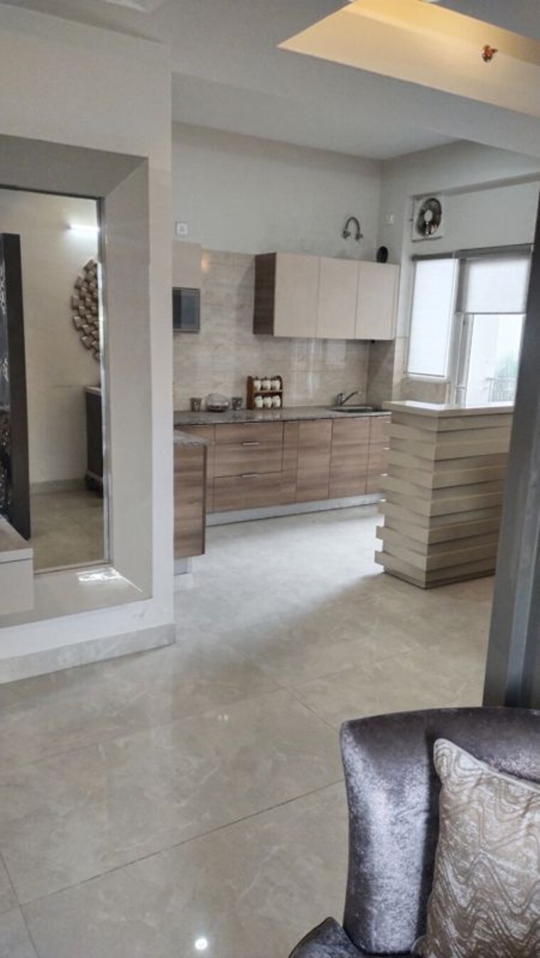  Parking, lr-bluemoon-homes 3.5 Bedroom 1795 Sq.Ft. Apartment In Raj Nagar Extension Ghaziabad 10601409