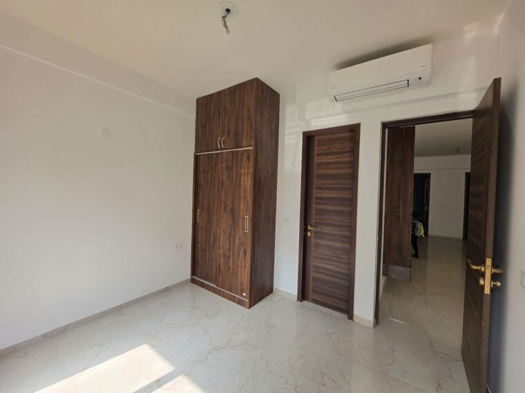 Room, smart-world-orchard 3 Bedroom 1712 Sq.Ft. Apartment In Sector 61 Gurgaon 10601424