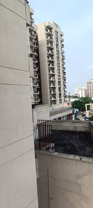 2 BHK Apartment For Sale in Signature Global The Roselia, Sector 95a