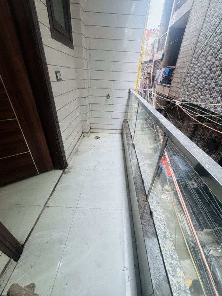 Balcony, uttam nagar 2 Bedroom 550 Sq.Ft. Builder Floor In Uttam Nagar Delhi 10601438
