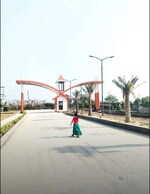 100 Sq.Yd. Plot in Ahilya Ganj Bangar