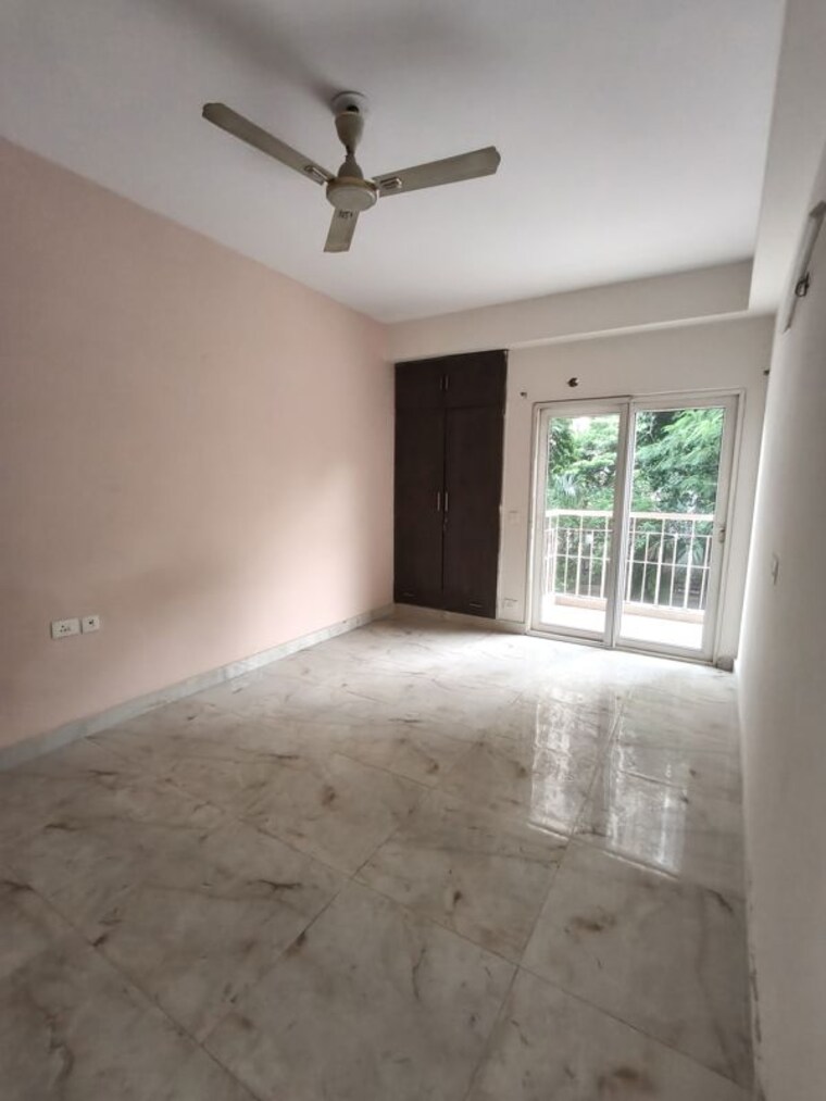 Room, mahagun-maple 2 Bedroom 1275 Sq.Ft. Apartment In Sector 50 Noida 10601457