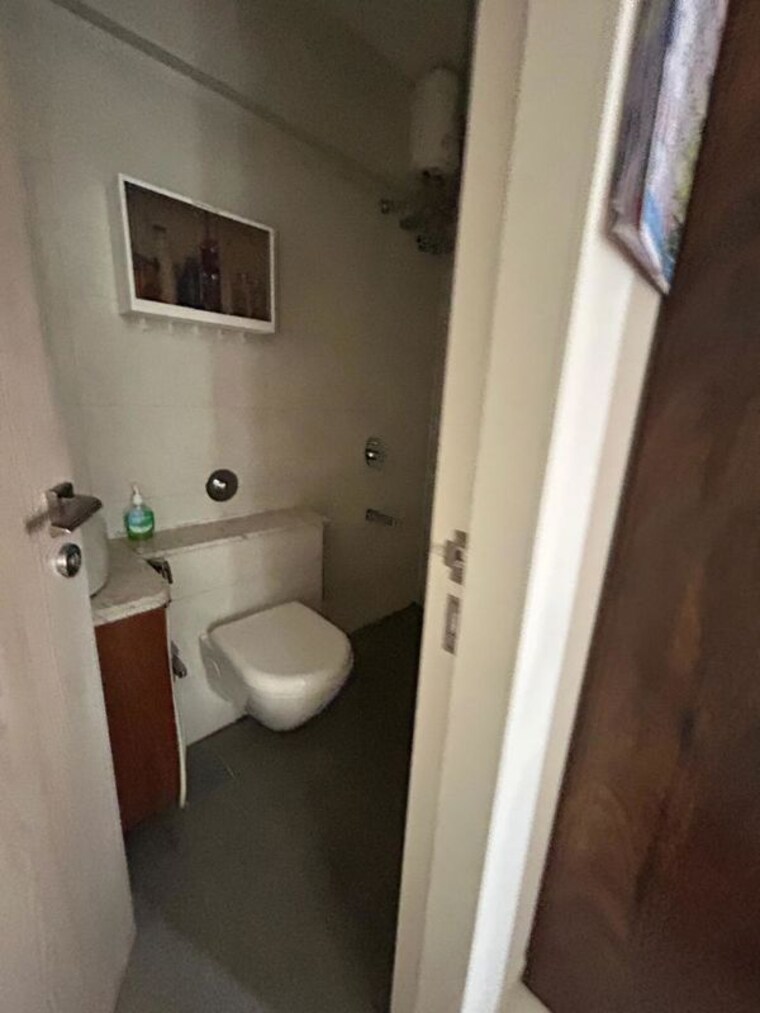 Bathroom, sugee-atharva 2 Bedroom 650 Sq.Ft. Apartment In Prabhadevi Mumbai 10601467