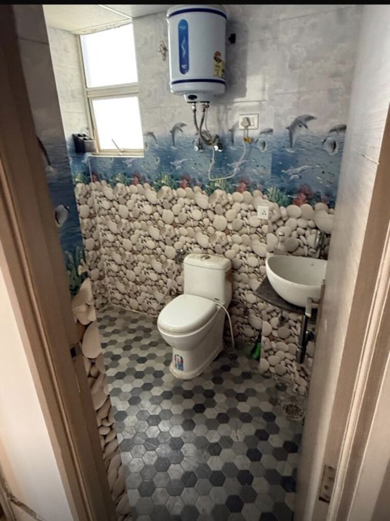 Bathroom, m-r-platinum-321 4 Bedroom 2400 Sq.Ft. Apartment In Raj Nagar Extension Ghaziabad 10601523