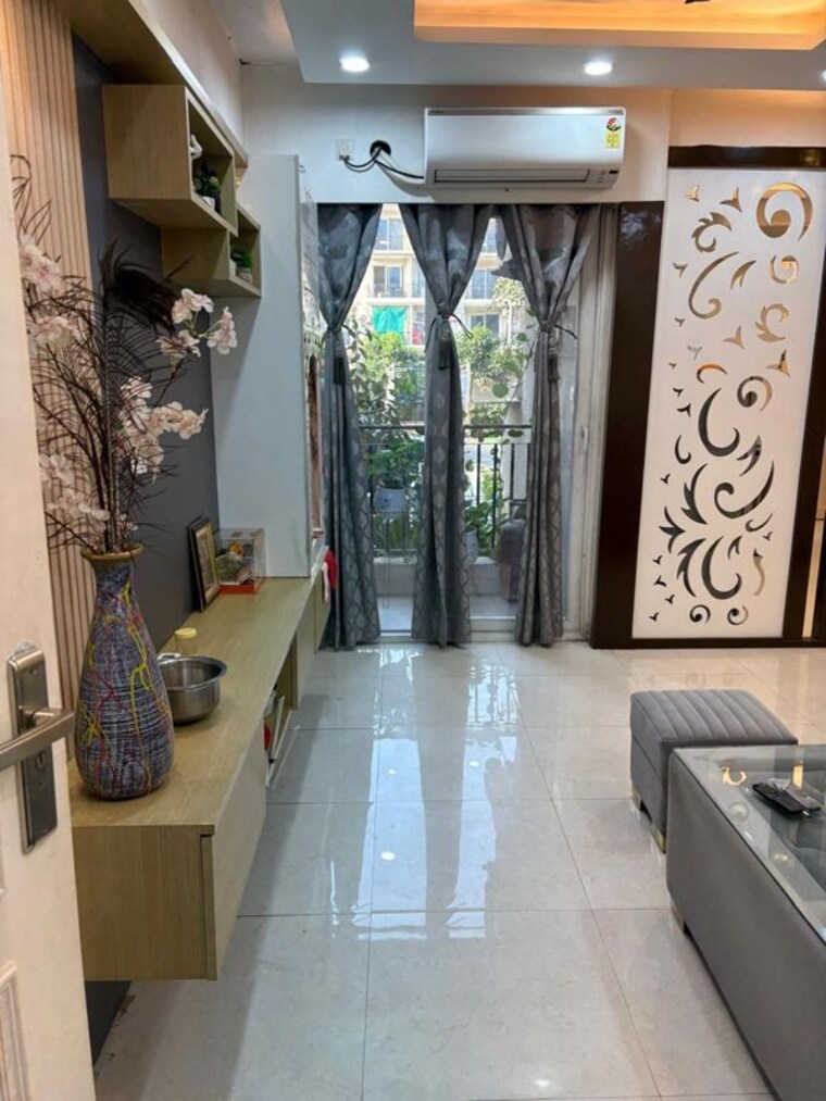 Balcony, signature-the-serenas 2 Bedroom 583 Sq.Ft. Apartment In Sohna Sector 36 Gurgaon 10601560
