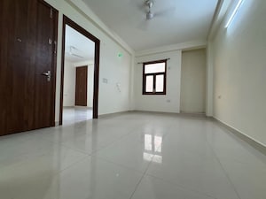 Building Lobby in 1 BHK Builder Floor at Palm Residency Chhatarpur, Chattarpur – for Rent