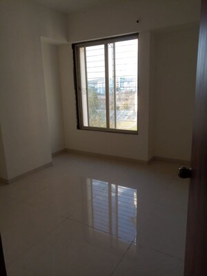 Room in 3 BHK Apartment at B K Pate Dahanukar Regency, Kothrud – for Rent