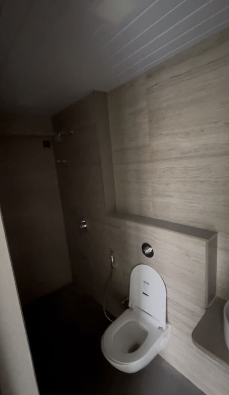 Bathroom, silver-serene-goregaon 2 Bedroom 740 Sq.Ft. Apartment In Goregaon West Mumbai 10595619