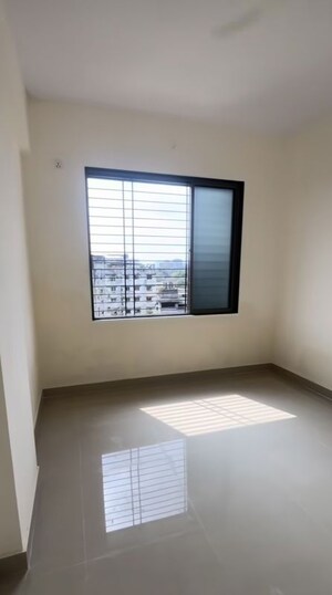 Room in 1 BHK Apartment at SRA Building Chembur, Chembur – for Sale