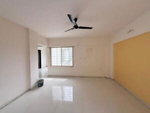 Room in 2 BHK Apartment at JMS Pearl, Undri – for Rent