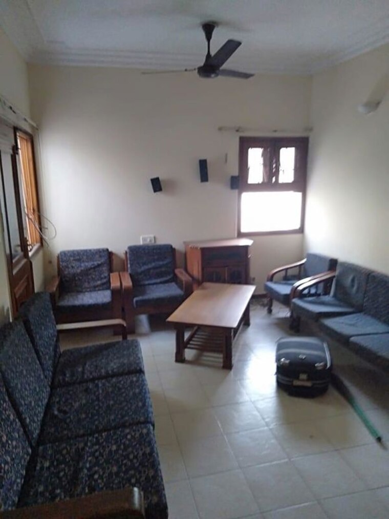 Living Room, sukhdev vihar 2 Bedroom 900 Sq.Ft. Apartment In Sukhdev Vihar Delhi 10601603
