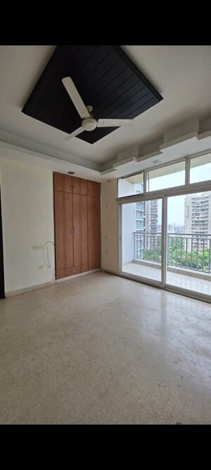 Room in 4 BHK Penthouse at Mahagun Maestro, Sector 50 – for Rent