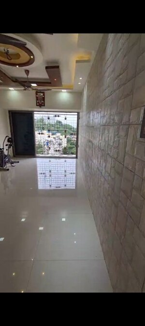 1 BHK Apartment For Rent in Royal Palms, Goregaon East