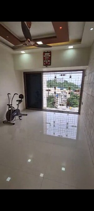 Room in 1 BHK Apartment at Royal Palms, Goregaon East – for Rent