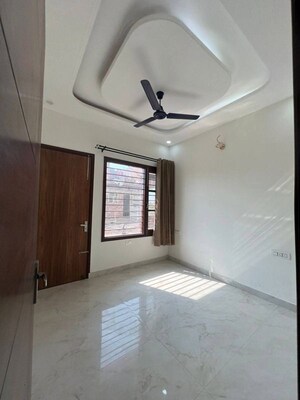 Room in 3 BHK Apartment at Bhago Majra Road – for Sale
