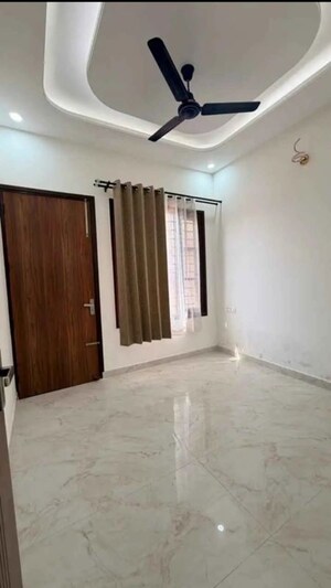 Room in 3 BHK Apartment at Bhago Majra Road – for Sale