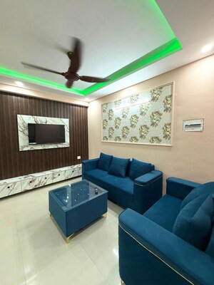 2 BHK Apartment For Rent in Pyramid Midtown, Sector 59