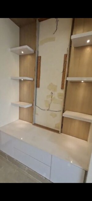 Furnished Amenities in 4 BHK Builder Floor at Sector 85 – for Rent