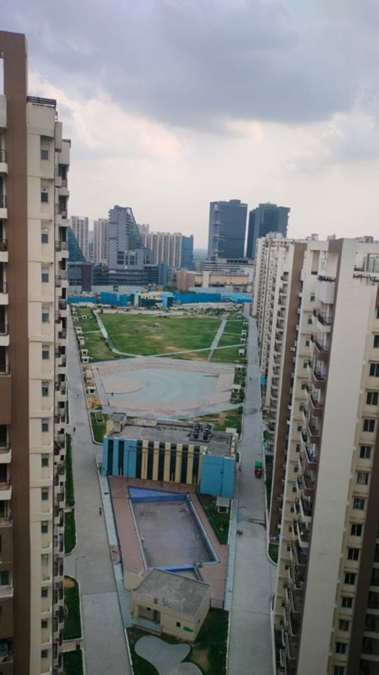 Exterior View, amrapali-kingswood 2.5 Bedroom 1200 Sq.Ft. Apartment In Sector 4 Greater Noida Greater Noida 10480878