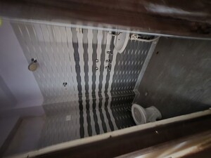 Washroom in 2.5 BHK Builder Floor at Mayur Vihar – for Rent