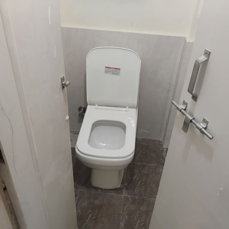 Bathroom, apurva-residency 1 Bedroom 600 Sq.Ft. Apartment In Hingne Khurd Pune 10601723