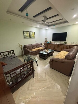 Team Area in 4 BHK Apartment at Ashok Vihar – for Sale