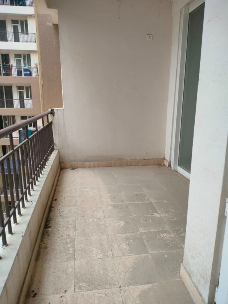 Balcony, amrapali-golf-homes 3 Bedroom 1115 Sq.Ft. Apartment In Sector 4 Greater Noida Greater Noida 10097157