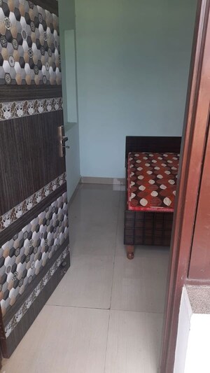 Bedroom in  Pg at Lohgarh – for Rent