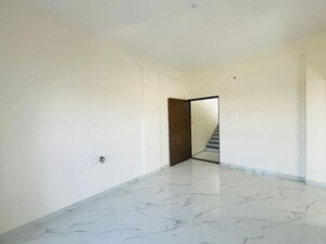 Room in 2 BHK Apartment at Manjari – for Rent
