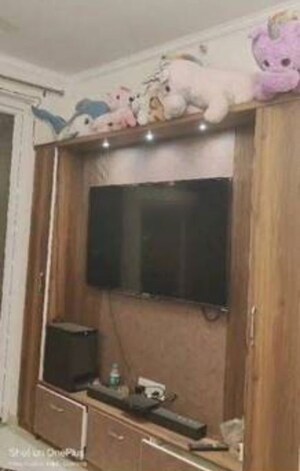 Furnished Amenities in 3 BHK Apartment at Omaxe The Palace, Gomti Nagar – for Rent