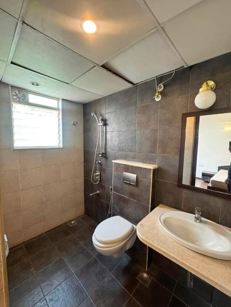 Bathroom, haudin-house 3 Bedroom 2400 Sq.Ft. Apartment In Halasuru Bangalore 10601767