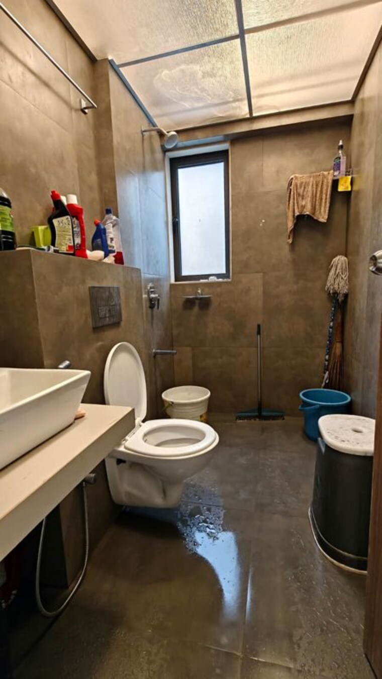 Bathroom, darshan-rico 2 Bedroom 800 Sq.Ft. Apartment In Lower Parel Mumbai 10601793