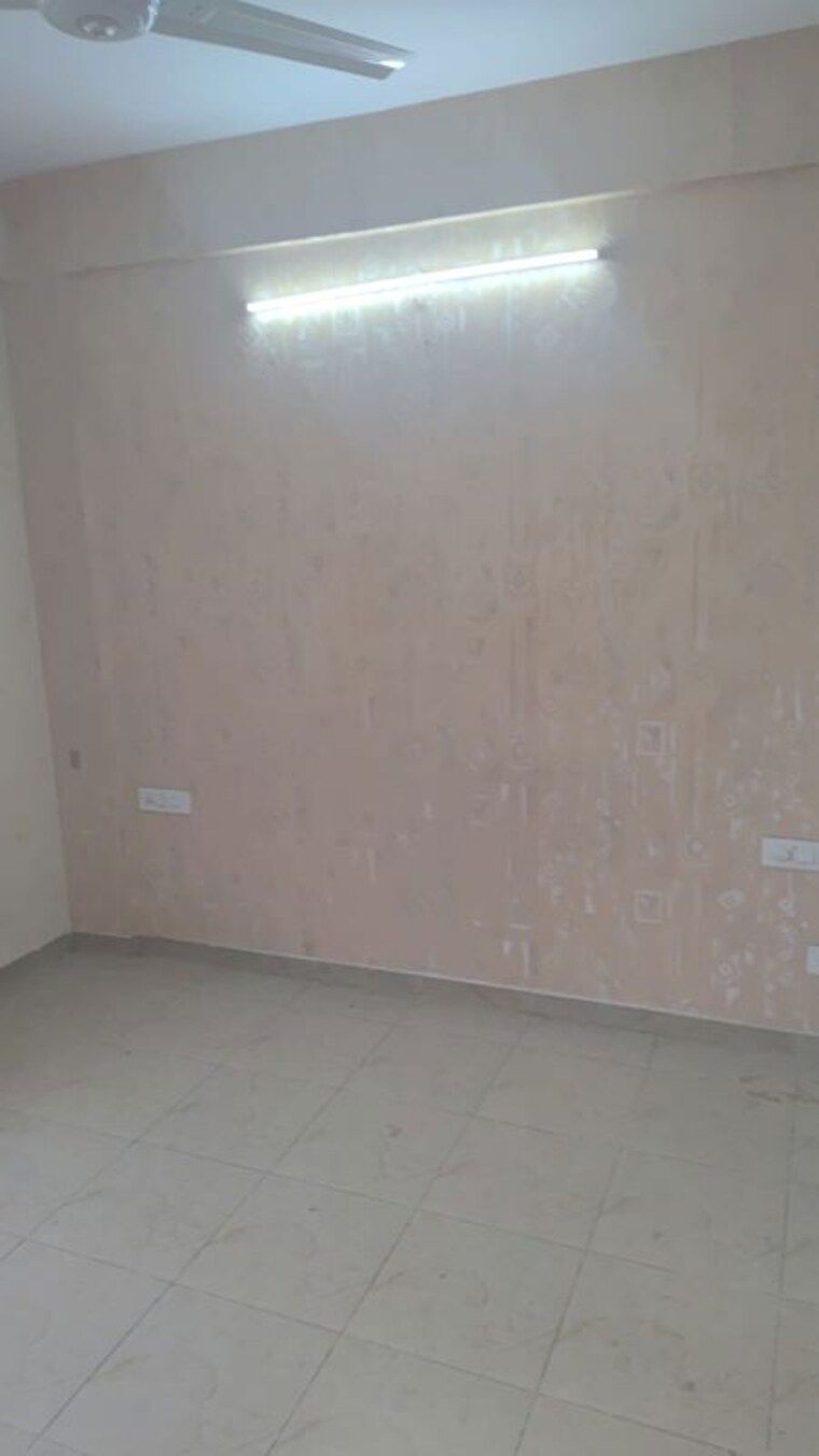 Room, sushma-valencia 3 Bedroom 1875 Sq.Ft. Apartment In International Airport Road Zirakpur 10601799