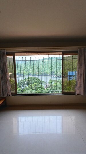 Room in 4 BHK Apartment at Neelkanth Heights Shivai Nagar, Shivai Nagar – for Rent