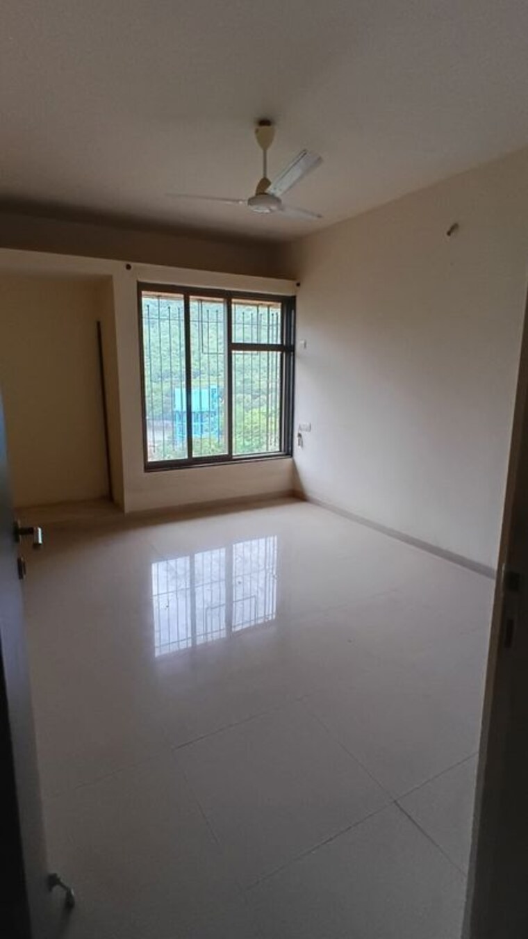 Room, neelkanth-heights-shivai-nagar 4 Bedroom 1500 Sq.Ft. Apartment In Shivai Nagar Thane 10601807