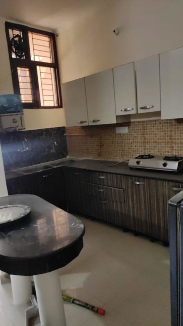 Kitchen, vip-ashiana-homes 2 Bedroom 1850 Sq.Ft. Apartment In Vip Road Zirakpur 10601817