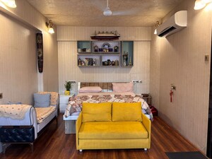 Bedroom in 2.5 BHK Apartment at Omkar Woodside, Dadar West – for Rent
