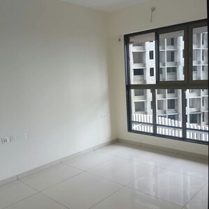 Room in 2 BHK Apartment at Chandak 34 Park Estate, Goregaon West – for Rent