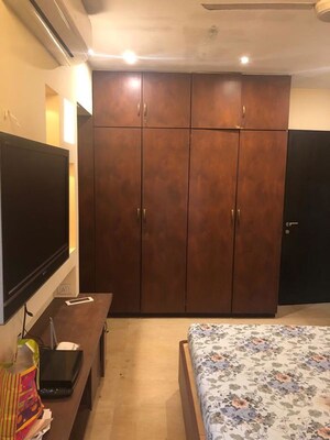 Furnished Amenities in 3 BHK Apartment at Marathon Nextzen Era, Lower Parel – for Rent
