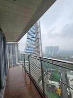 2.5 BHK 1100 Sq.Ft. Apartment in Amanora Gateway Towers