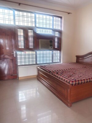 Bedroom in 2.5 BHK Villa at Sector 23 – for Rent