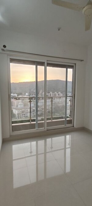 Room in 2 BHK Apartment at Ashar Edge, Pokhran Road No Two – for Rent