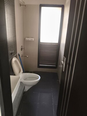 Bathroom in 2.5 BHK Apartment at Dosti Vihar, Samata Nagar – for Rent