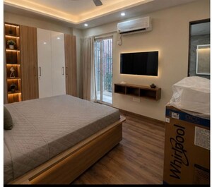Bedroom in 1 BHK Builder Floor at Sector 38 – for Rent