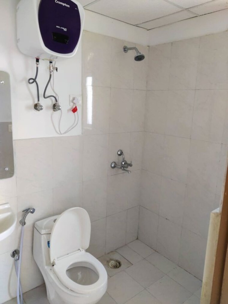 Bathroom, pyramid-heights 2 Bedroom 850 Sq.Ft. Apartment In Sector 85 Gurgaon 10601935