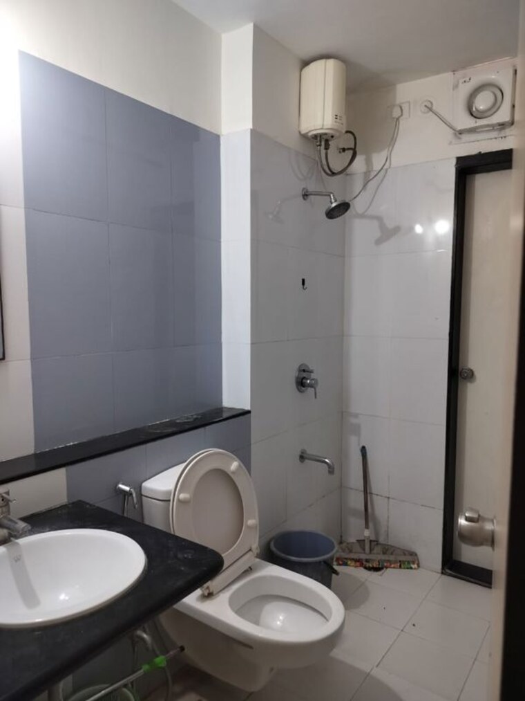 Bathroom, paranjape-blue-ridge 1 Bedroom 560 Sq.Ft. Apartment In Hinjewadi Pune 10601940