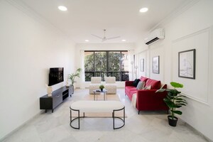 Room in 3 BHK Apartment at Hiranandani Gardens Lake Castle, Powai – for Sale