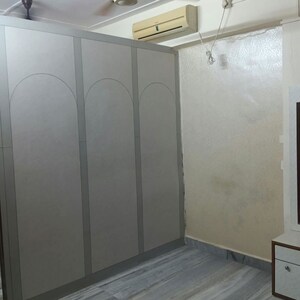 Bedroom in 1.5 BHK Apartment at Goregaon West – for Rent